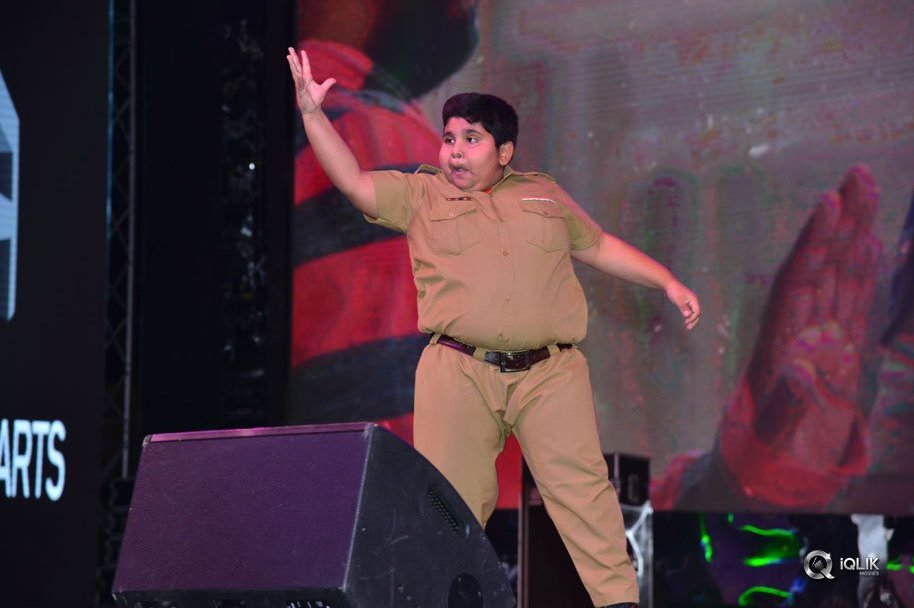 Dhruva-Movie-Pre-Release-Function